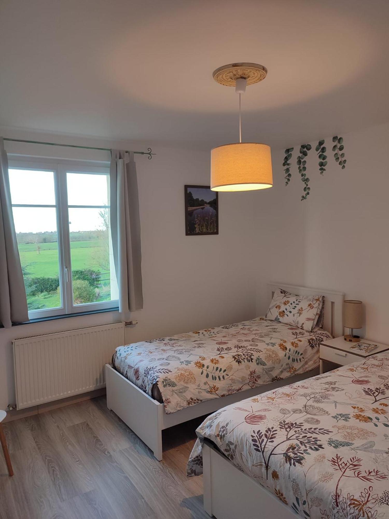 Bed and Breakfast Les Bienfaits D'Harmonium La Chapelle-Gaudin Exterior foto